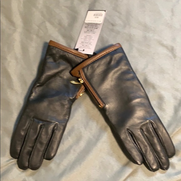 lll new york Accessories - Gloves